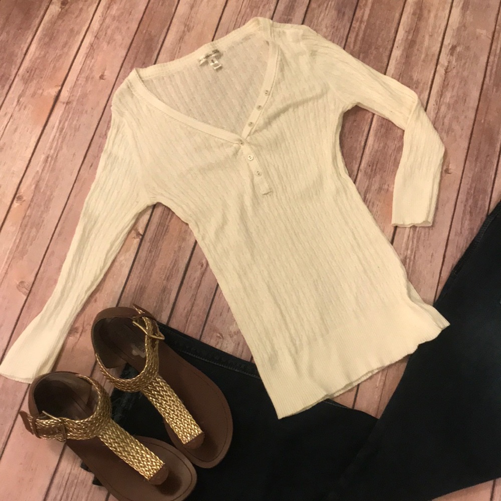 {Aeropostale} Ivory 3/4 Sleeve V-Neck Sweater